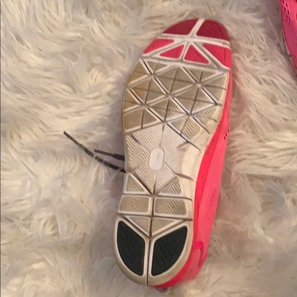 Nike Shoes - Picture 3 of 3